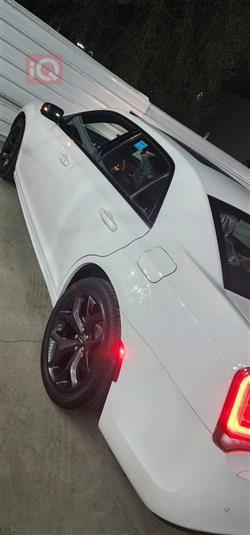 كرايسلر 300